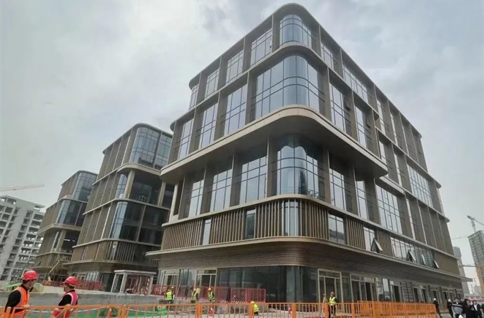 西安高新区2024年上半年“六比六赛”暨四个高新项目观摩活动走进西安公司各项目